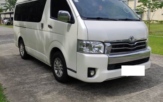 Sell White 2015 Toyota Grandia Van in Manila-6