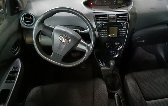 Selling Silver Toyota Vios 2013 in Quezon City-4