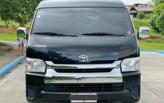 White Toyota Hiace 2015 for sale in Automatic-1