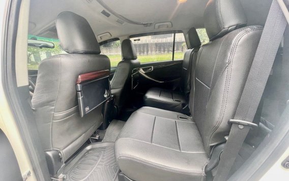 Pearl White Toyota Innova 2018 for sale in Taguig-4
