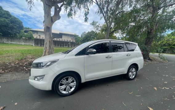 Pearl White Toyota Innova 2018 for sale in Taguig-1