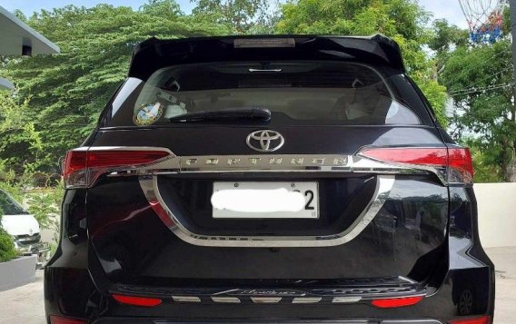 Sell White 2017 Toyota Fortuner in Pasig-3