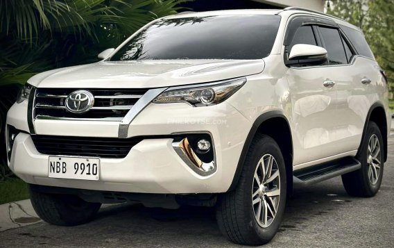 2018 Toyota Fortuner  2.4 V Diesel 4x2 AT in Manila, Metro Manila-10