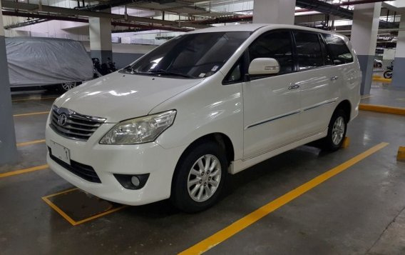 Sell White 2012 Toyota Innova in Pasay-3