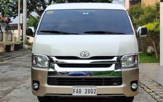 Sell White 2017 Toyota Hiace in Manila-4