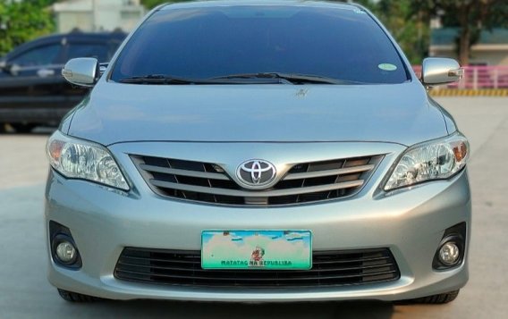 White Toyota Altis 2013 for sale in Automatic-3