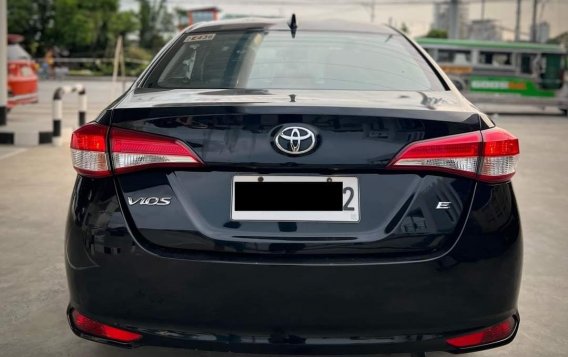 White Toyota Vios 2018 for sale in Manila-4
