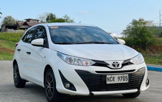 Sell White 2018 Toyota Yaris in Manila-1