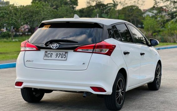 Sell White 2018 Toyota Yaris in Manila-2