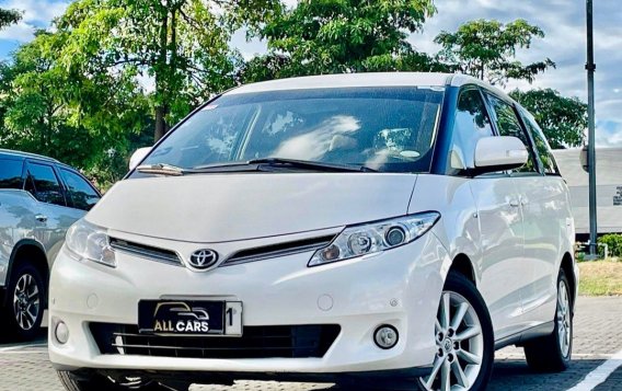 White Toyota Previa 2014 for sale in Automatic-2
