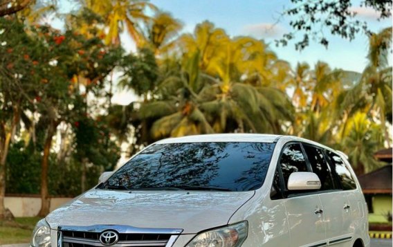 Sell Pearl White 2015 Toyota Innova in San Pablo