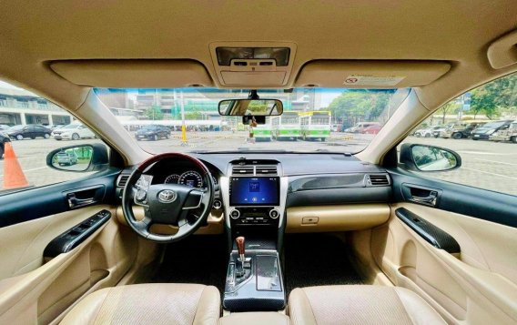 Pearl White Toyota Camry 2013 for sale in Makati-6
