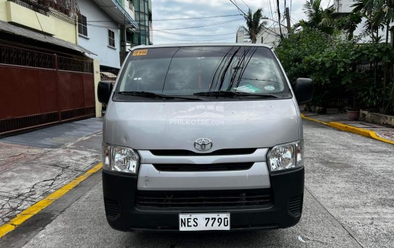 2021 Toyota Hiace  Commuter 3.0 M/T in Quezon City, Metro Manila-6