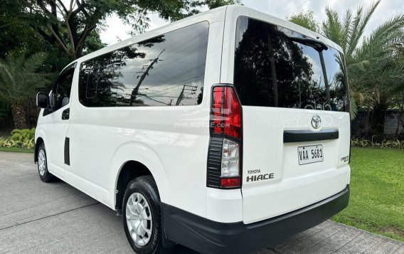 2019 Toyota Hiace  Commuter Deluxe in Las Piñas, Metro Manila-12