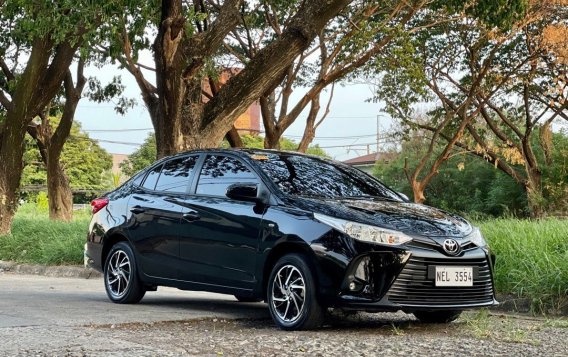 Selling White Toyota Vios 2021 in Parañaque