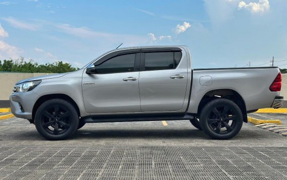 Silver Toyota Hilux 2018 for sale in Pasay-2