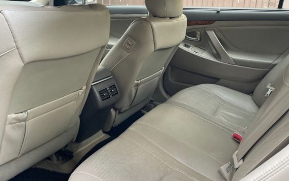 Sell White 2007 Toyota Camry in Manila-6