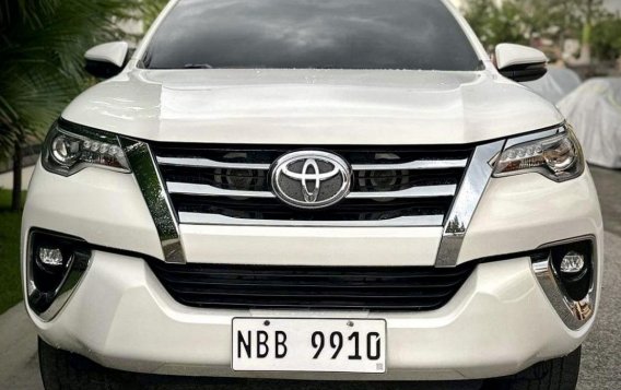 Sell Pearl White 2018 Toyota Fortuner in Manila-1