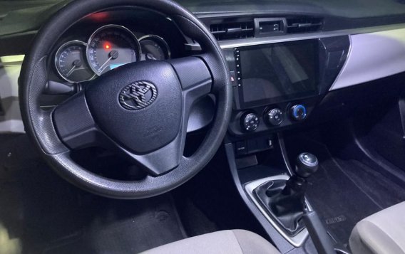 Sell White 2015 Toyota Corolla altis in San Fernando-7