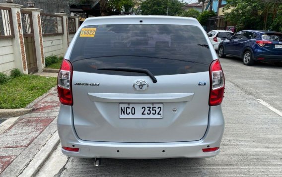 White Toyota Avanza 2017 for sale in Automatic-3