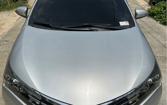 Selling White Toyota Corolla altis 2015 in General Trias-4