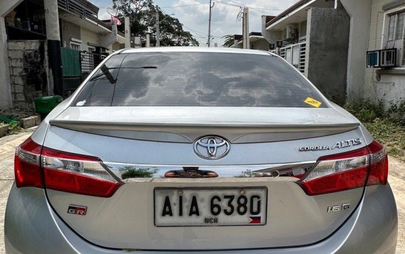 Selling White Toyota Corolla altis 2015 in General Trias-3