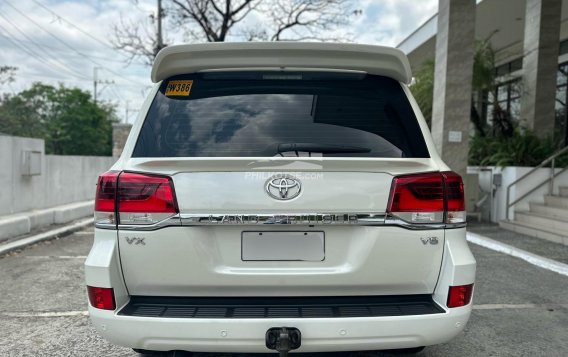 2018 Toyota Land Cruiser  Premium 4.5 DSL AT in Manila, Metro Manila-4