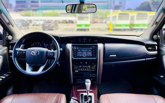 White Toyota Fortuner 2019 for sale in Automatic-7