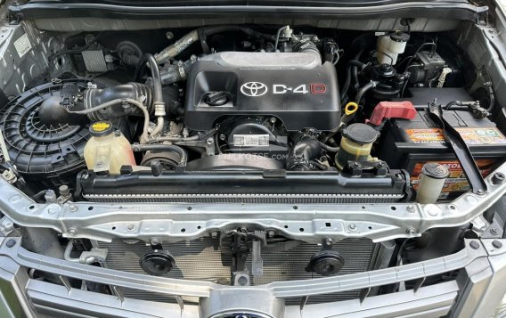 2015 Toyota Innova  2.8 E Diesel AT in Las Piñas, Metro Manila-5