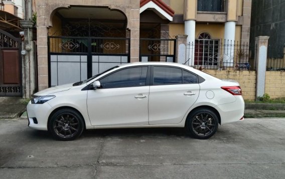 White Toyota Vios 2014 for sale in Santa Rosa-1