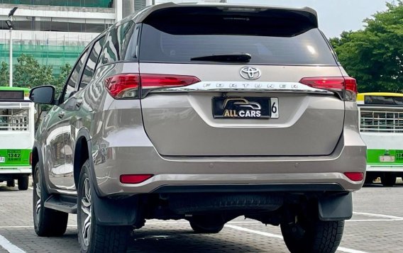 Sell White 2019 Toyota Fortuner in Makati-2