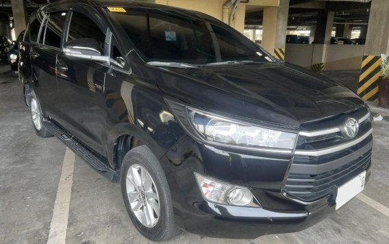 White Toyota Innova 2020 for sale in Manila-9