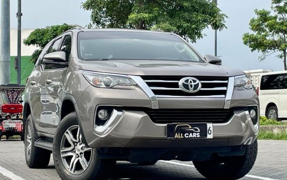 Sell White 2019 Toyota Fortuner in Makati