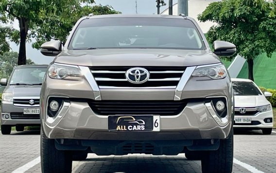 Sell White 2019 Toyota Fortuner in Makati-1