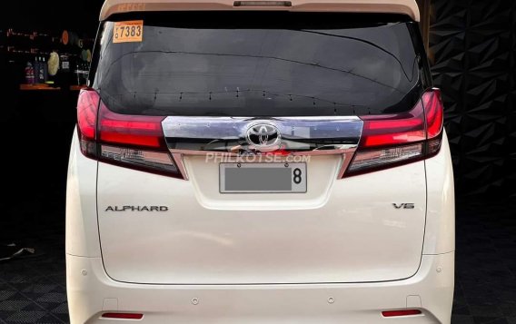 2016 Toyota Alphard  3.5 Gas AT in Manila, Metro Manila-14