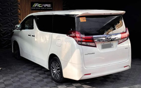2016 Toyota Alphard  3.5 Gas AT in Manila, Metro Manila-13