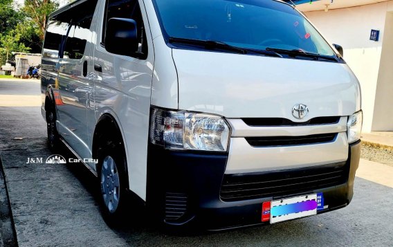 2020 Toyota Hiace  Commuter 3.0 M/T in Pasay, Metro Manila-10