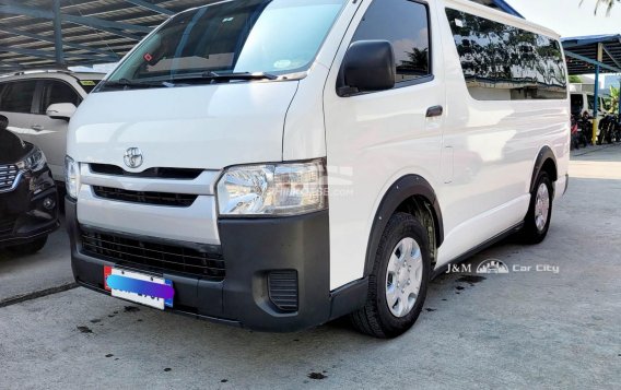 2020 Toyota Hiace  Commuter 3.0 M/T in Pasay, Metro Manila-9
