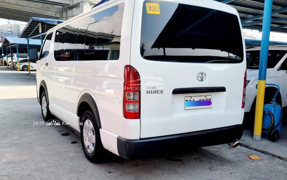 2020 Toyota Hiace  Commuter 3.0 M/T in Pasay, Metro Manila-6