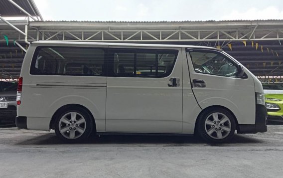 White Toyota Hiace 2013 for sale in Pasay-2
