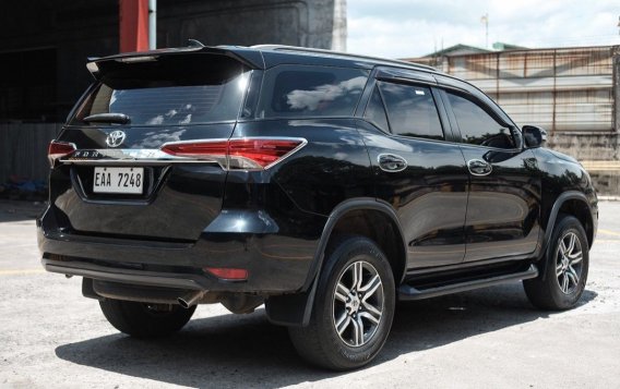 Green Toyota Fortuner 2018 for sale in Pasig-3