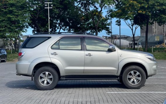 White Toyota Fortuner 2008 for sale in Automatic-8