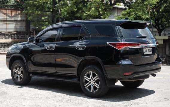 Green Toyota Fortuner 2018 for sale in Pasig-4