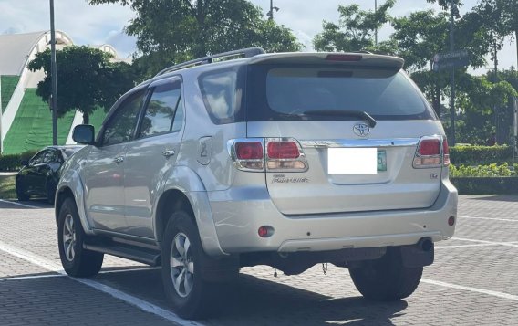 White Toyota Fortuner 2008 for sale in Automatic-3