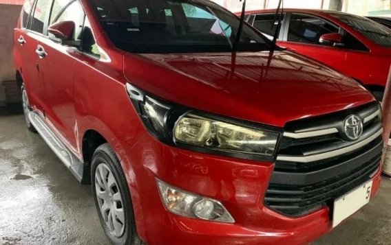 Sell White 2017 Toyota Innova in Manila-4