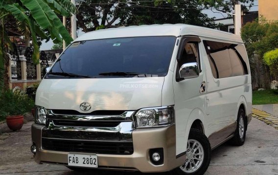 2017 Toyota Hiace in Quezon City, Metro Manila-6