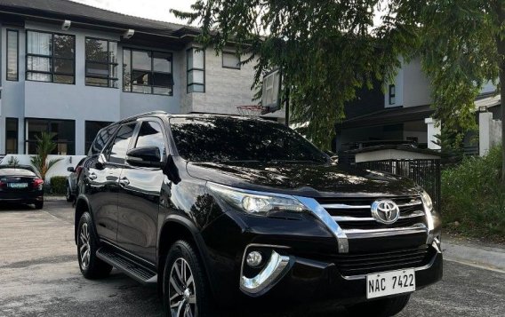 Selling White Toyota Fortuner 2017 in Quezon City