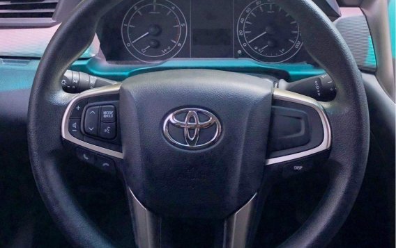 White Toyota Innova 2021 for sale in Pasig-9