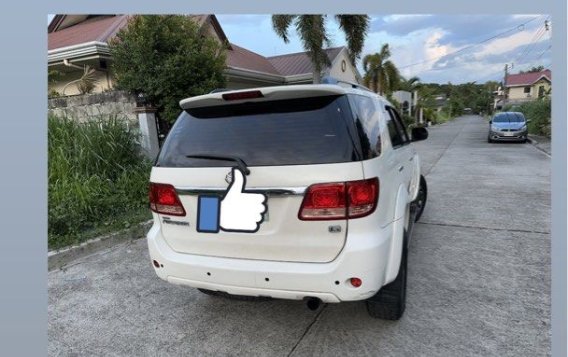 White Toyota Fortuner 2008 for sale in Automatic-1