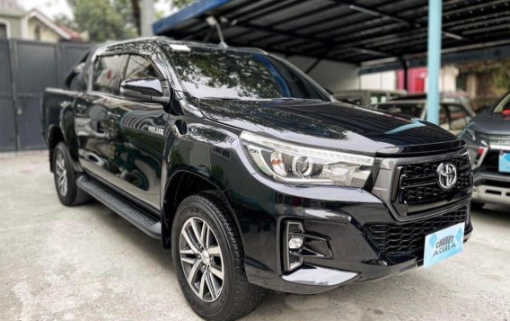 Selling White Toyota Hilux 2020 in Quezon City-3